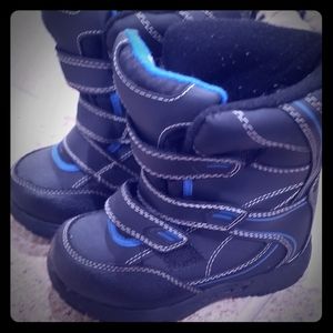 Toddler snow boots